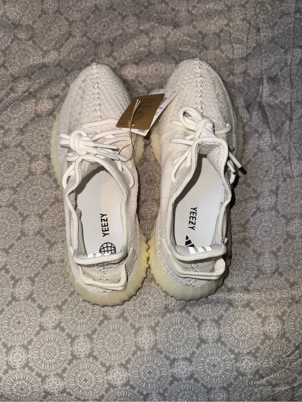 Yeezy Boost 350 V2 Off-White / Cream Sneakers - Picture 6 of 10
